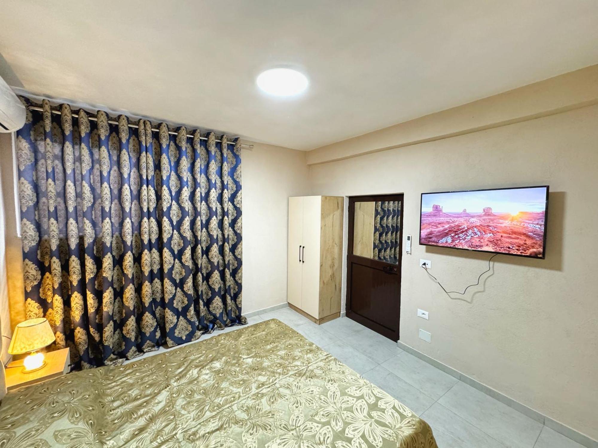 Shkodra Guest House & Trips Luaran gambar